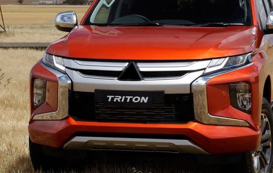 Front Daytime Running Light Driving light Car light headlight Fog Lamp For Mitsubishi L200 / triton 2019-2021